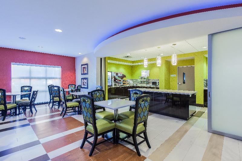 Holiday Inn Express & Suites Eureka By Ihg Kültér fotó